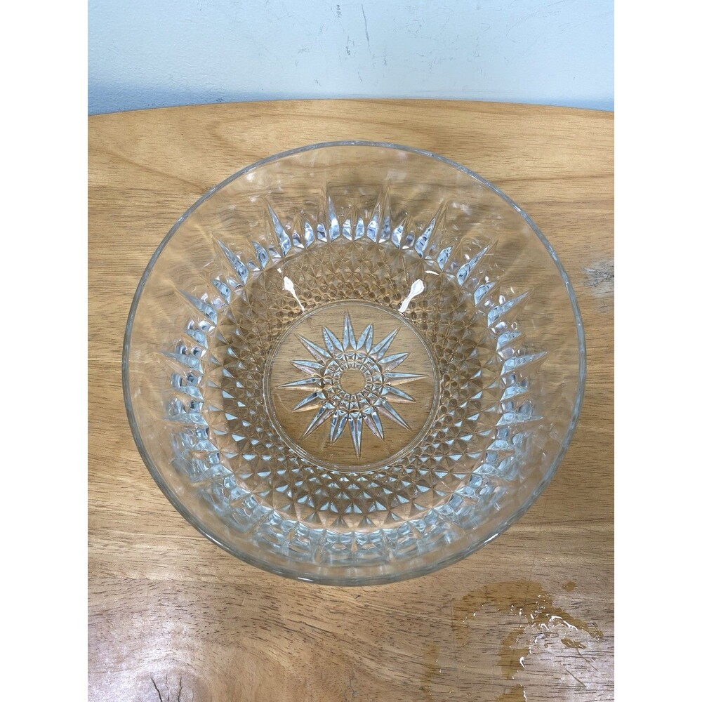 Vintage Diamond Point Arcoroc France Starburst Glass Serving Salad Fruit Bowl 8"